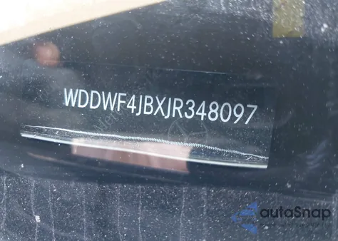 2018 Mercedes-Benz C 300 из США, поврежденный, VIN WDDWF4JBXJR348097